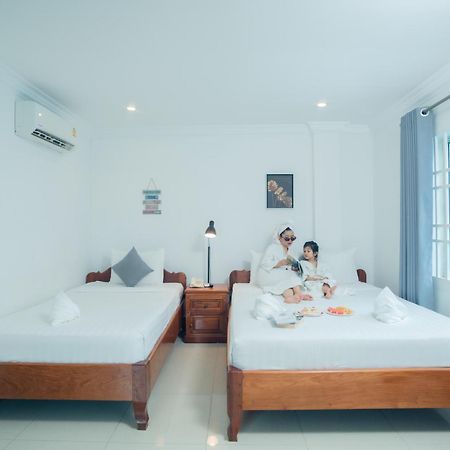 White Corner Hotel Phnom Pen Exterior foto