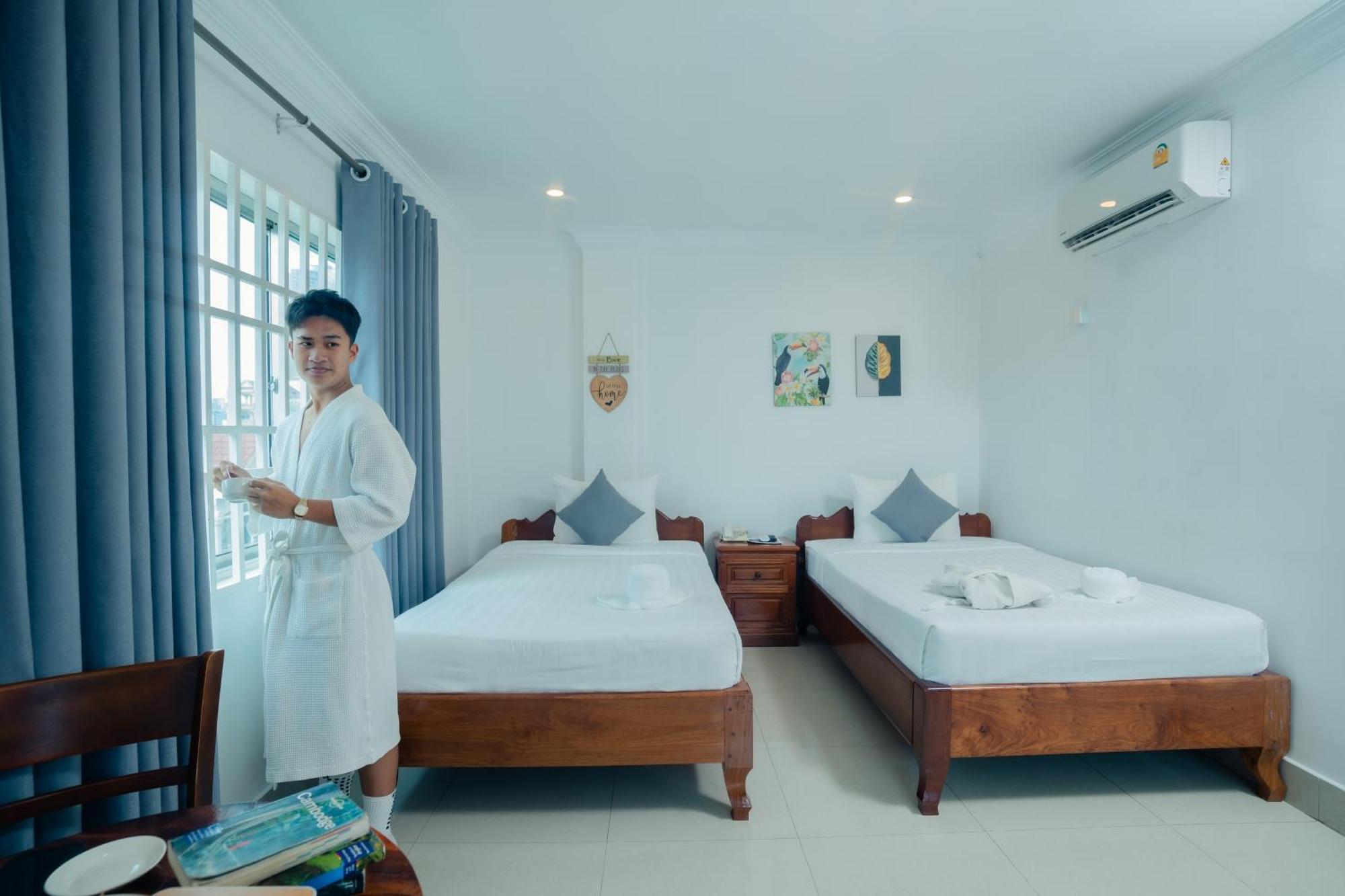 White Corner Hotel Phnom Pen Exterior foto